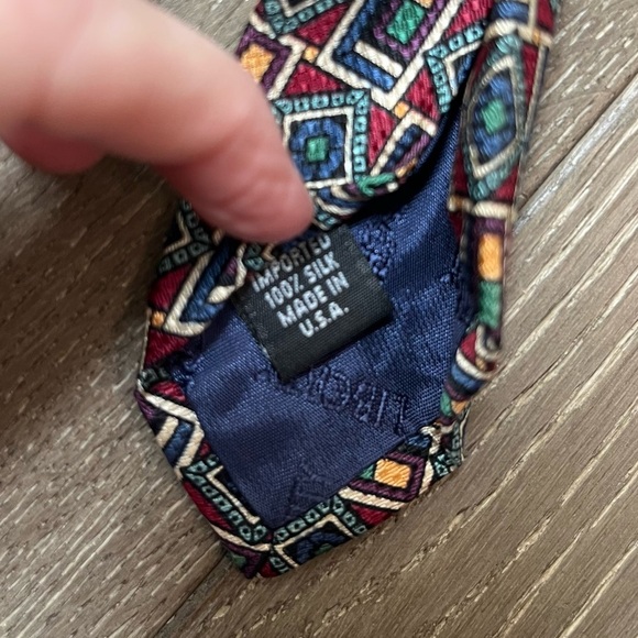 Liberty of London vintage silk geometric pattern tie - Picture 5 of 6